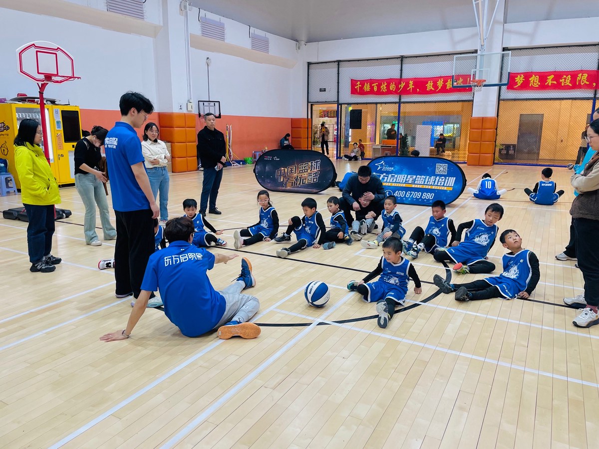 篮球训练营中试训的表现评估方法_0