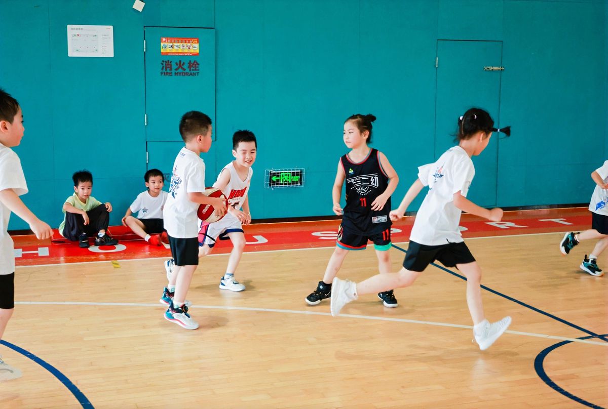 小学生篮球训练教学视频